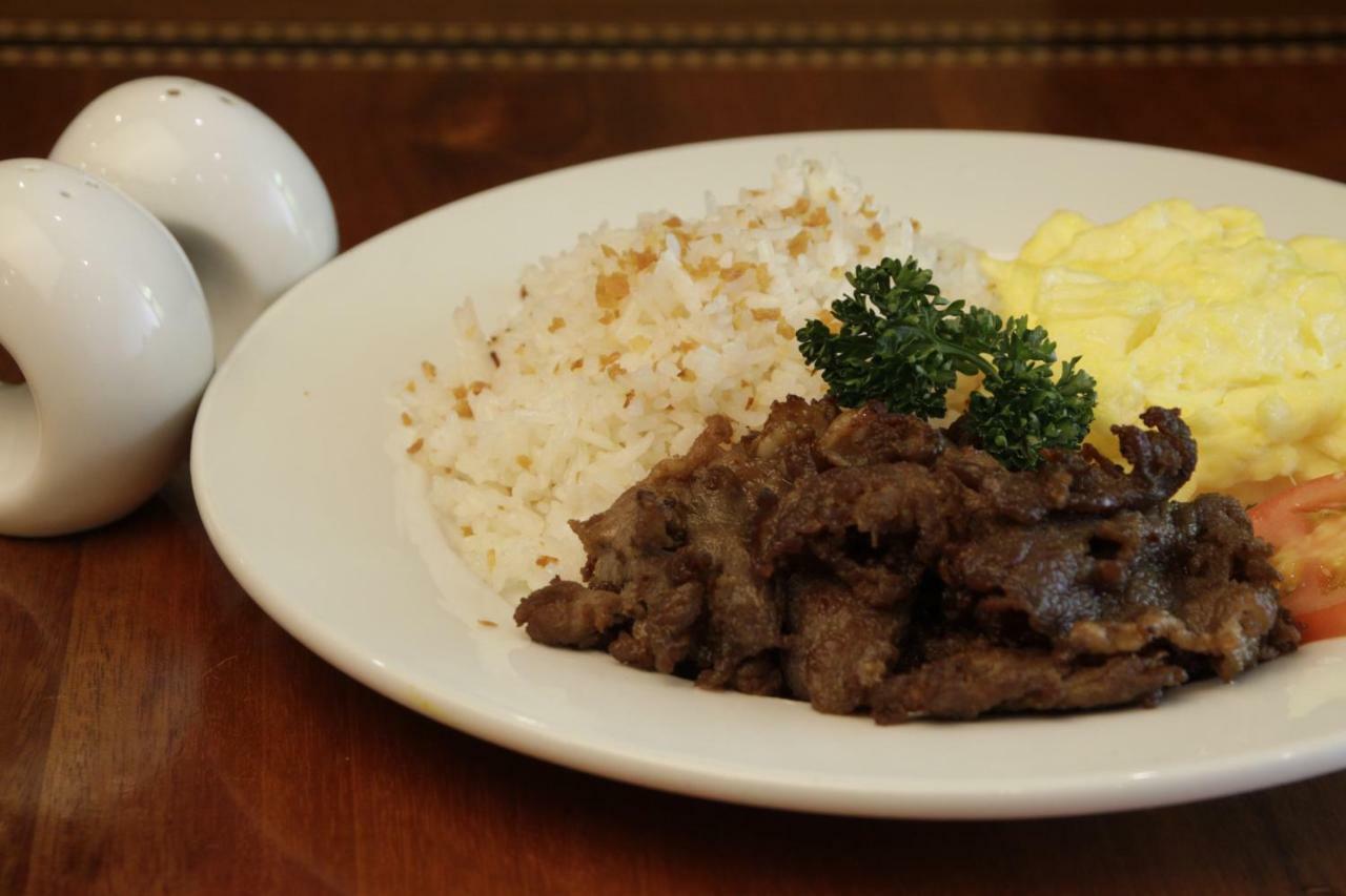 Herald Suites Makati City Екстериор снимка